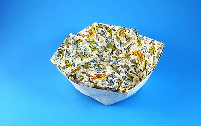 Origami Ali's dish by Nick Robinson. Folded from a square of gift-wrap by Gilad Aharoni on giladorigami.com