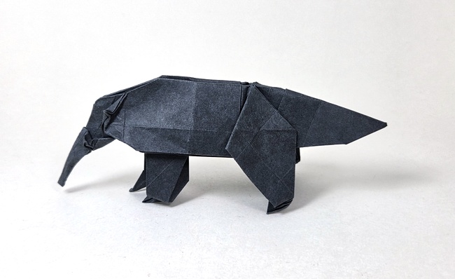 Origami Anteater by Steven Casey folded by Gilad Aharoni on www.giladorigami.com