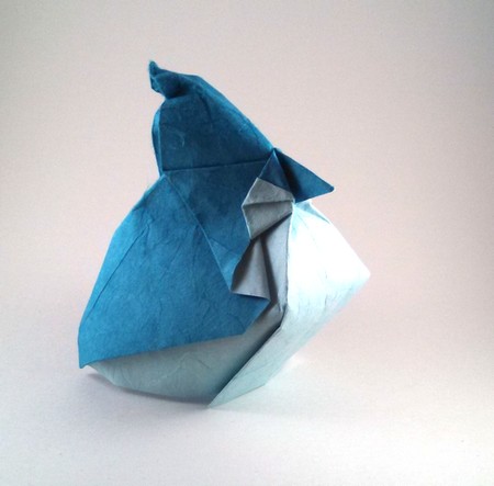 Origami Blue jay by Hoang Tien Quyet. Wet-folded from a square of double-sided mulberry paper by Gilad Aharoni on giladorigami.com