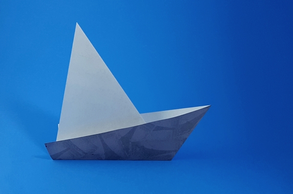 Origami Yacht by Traditional. Folded by Gilad Aharoni on giladorigami.com