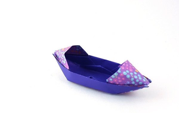Origami Chinese Fishing Boat by Traditional. Folded by Gilad Aharoni on giladorigami.com