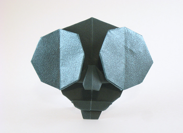 Origami Bug-eyes by Jeff Beynon. Folded from a square of bubble-texture paper by Gilad Aharoni on giladorigami.com