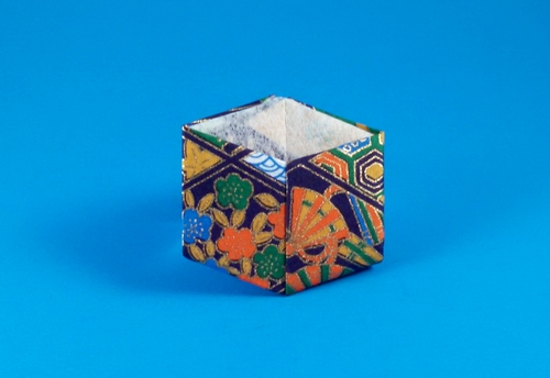 Origami Dream box by Ishibashi Minako. Folded from a rectangle of Washi by Gilad Aharoni on giladorigami.com