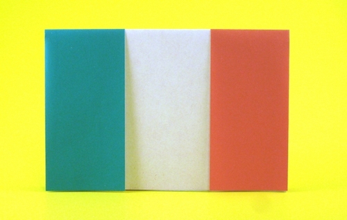 Origami Flag of Italy by Gilad Aharoni. Folded from 2 squares of origami paper by Gilad Aharoni on giladorigami.com