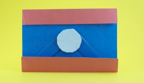 Origami Flag of Laos by Gilad Aharoni. Folded from 2 squares of duo origami paper by Gilad Aharoni on giladorigami.com