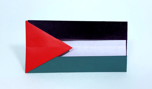 Origami Flag of Palestine by Gilad Aharoni. Folded from 2 squares of origami paper by Gilad Aharoni on giladorigami.com