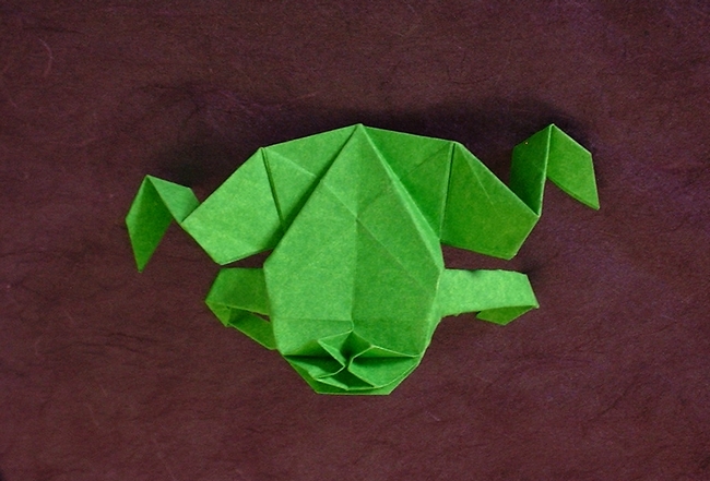 Origami Frog by Stephen Weiss. Folded by Gilad Aharoni on giladorigami.com