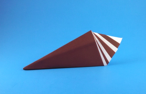 Origami Ice cream by Itaru Nakatani. Folded by Gilad Aharoni on giladorigami.com
