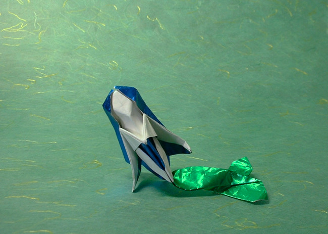 Origami Mermaid by Seiji Nishikawa. Folded from 2 squares of Japanese foil by Gilad Aharoni on giladorigami.com