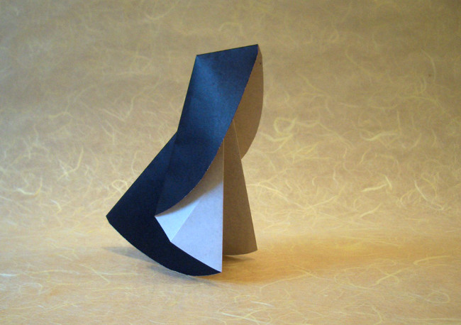 Origami Nun by Okada Utako. Folded by Gilad Aharoni on giladorigami.com
