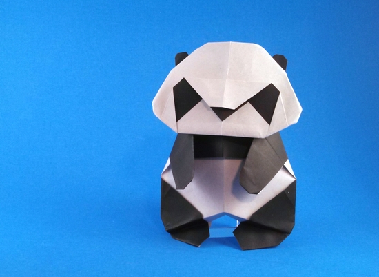 Origami Panda by Makoto Yamaguchi. Folded from 2 squares of origami paper by Gilad Aharoni on giladorigami.com