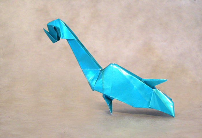 Origami Plesiosaurus by Yamada Katsuhisa. Folded from a square of metallic origami paper by Gilad Aharoni on giladorigami.com
