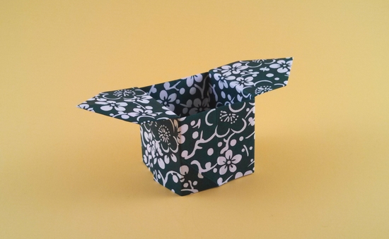 Origami Sanbow by Traditional. Folded by Gilad Aharoni on giladorigami.com