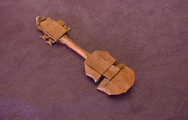 Origami Violin by Daniel Porter. Folded from a rectangle of tissue+Japanese foil by Gilad Aharoni on giladorigami.com