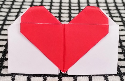 Origami Heart marker by Michel Grand and Christophe Curat on giladorigami.com
