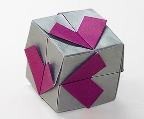 Origami Casket of hearts by Jun Maekawa on giladorigami.com