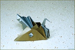 Origami Ceremonial crane by Mitsuda Shigeru on giladorigami.com