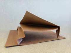 Origami Piano by Viviane Berty on giladorigami.com