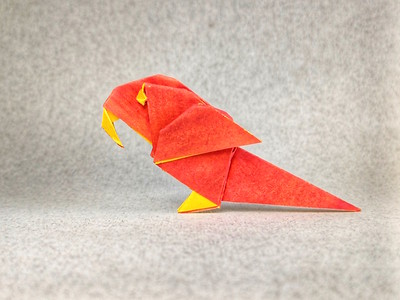 Origami Parakeet by Roger Garcia on giladorigami.com