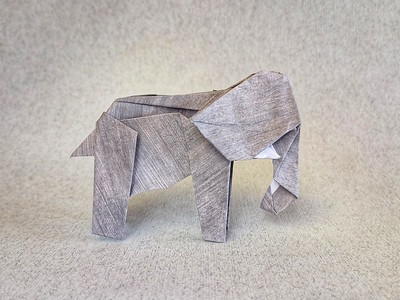 Origami Elephant by Jaime Rodriguez Puentes on giladorigami.com