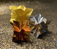 Origami Starlight by Toshikazu Kawasaki on giladorigami.com