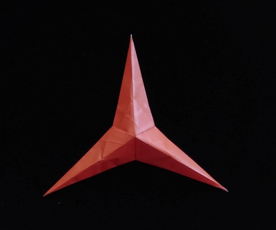Origami 3-pointed star by Jose Perea Fernandez on giladorigami.com