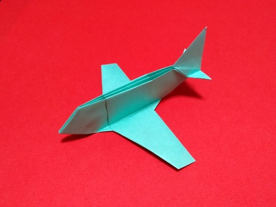 Origami Airplane by Matsuno Yukihiko on giladorigami.com