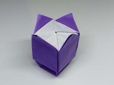 Origami Bellflower-shaped case by Kawate Ayako on giladorigami.com