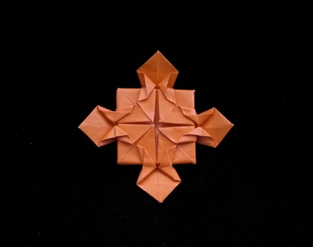 Origami Brooch by Takeo Atsuko on giladorigami.com