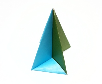 Origami Decoration by Molly Kahn on giladorigami.com