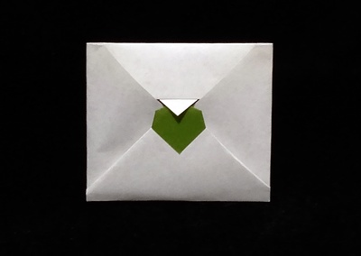 Origami Heart envelope by Sumiko Momotani on giladorigami.com