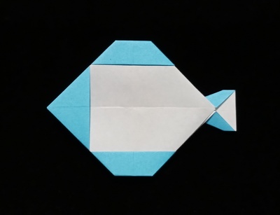 Origami Fish-shaped frame by Takayama Michie on giladorigami.com