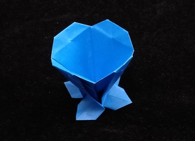 Origami Flowery cup by Kawate Ayako on giladorigami.com