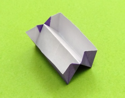 Origami Magazine rack by Kumasaka Hiroshi on giladorigami.com