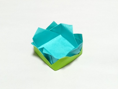 Origami Rose-shaped box by Endo Kazukuni on giladorigami.com