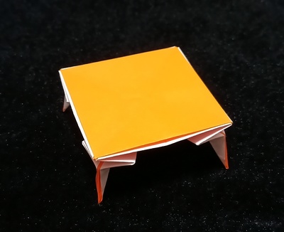 Origami Table by Kimura Kazuto on giladorigami.com