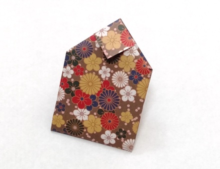 Origami Amulet case by Aoyagi Shoko on giladorigami.com