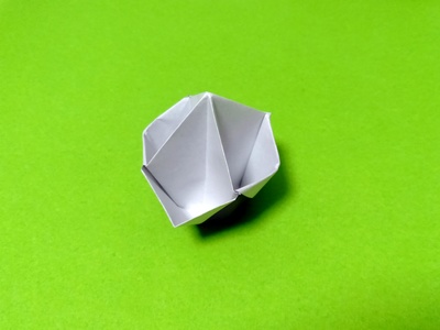 Origami Candy pot by Traditional on giladorigami.com
