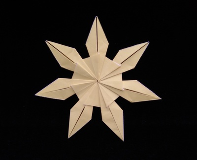 Origami Christmas ornament by Sumida Noriko on giladorigami.com