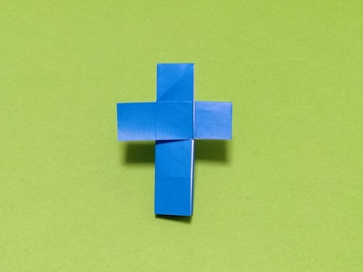 Origami Cross by Ryo Aoki on giladorigami.com
