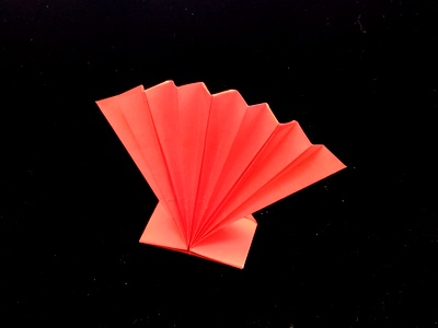 Origami Fan by Kawate Ayako on giladorigami.com