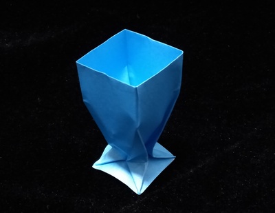 Origami Glass by Mieko Seta on giladorigami.com