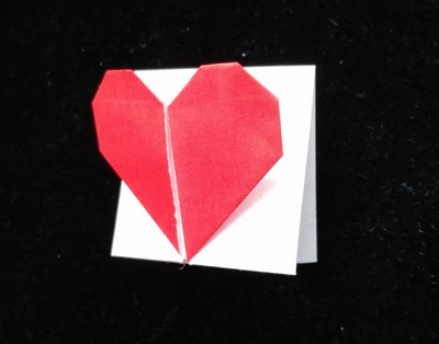 Origami Heart valentine card by Gay Merrill Gross on giladorigami.com