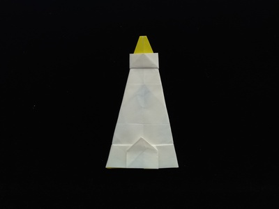 Origami Lighthouse by Kazue Asai on giladorigami.com
