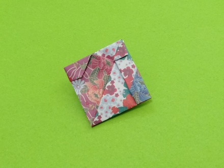 Origami Stamp holder by Kawate Ayako on giladorigami.com